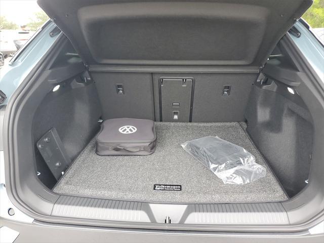 new 2025 Volkswagen ID.4 car, priced at $49,757