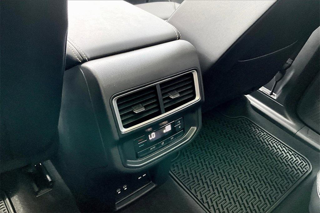 used 2025 Volkswagen Atlas car, priced at $36,250