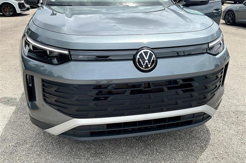 new 2025 Volkswagen Tiguan car, priced at $32,777