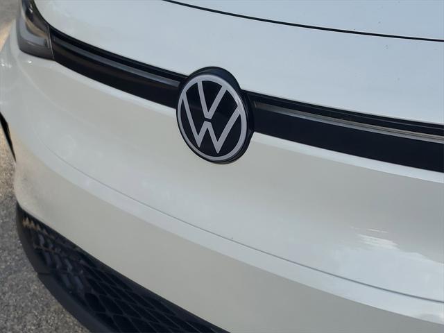 new 2025 Volkswagen ID.4 car, priced at $50,193