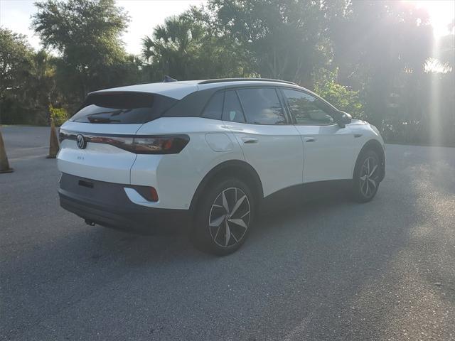 new 2025 Volkswagen ID.4 car, priced at $50,193