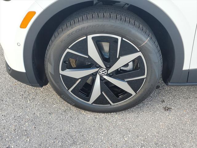 new 2025 Volkswagen ID.4 car, priced at $50,193