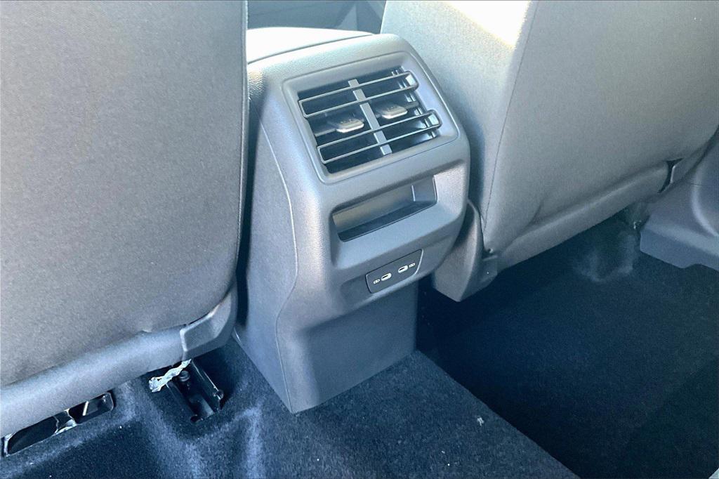 new 2025 Volkswagen Tiguan car, priced at $27,870