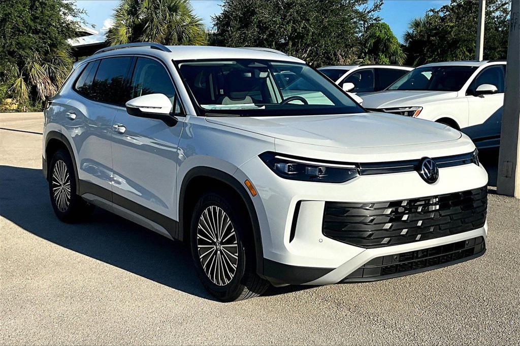 new 2025 Volkswagen Tiguan car, priced at $27,870