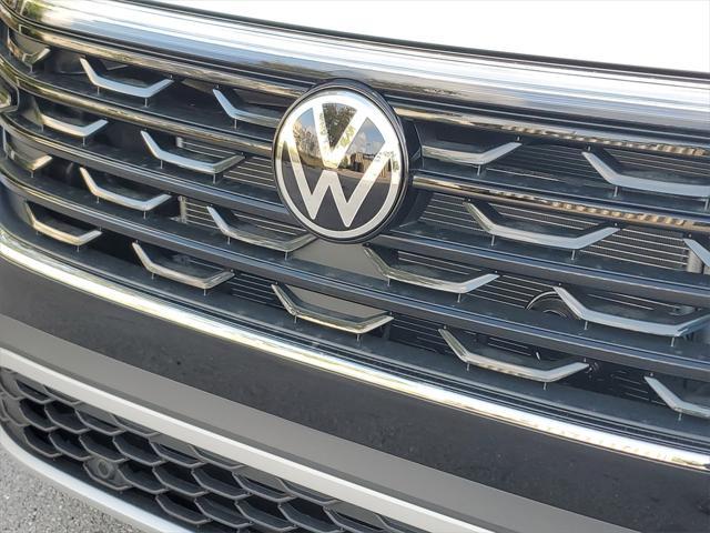 new 2025 Volkswagen Atlas Cross Sport car, priced at $41,643