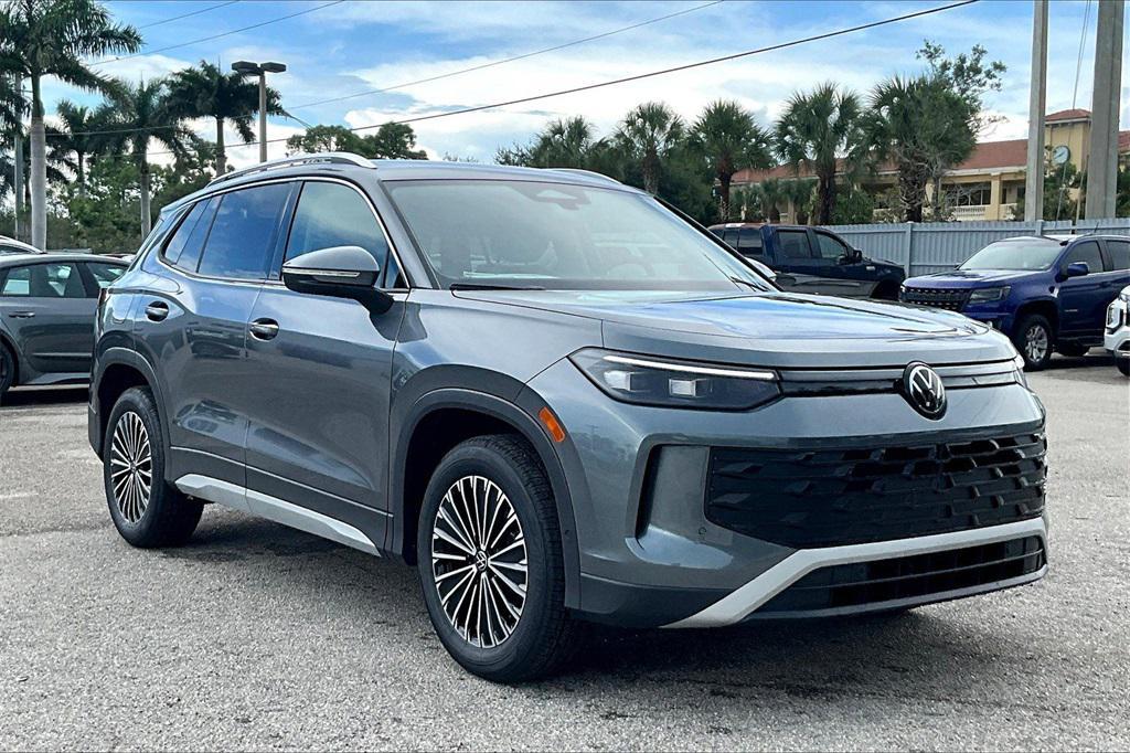 new 2025 Volkswagen Tiguan car, priced at $28,140