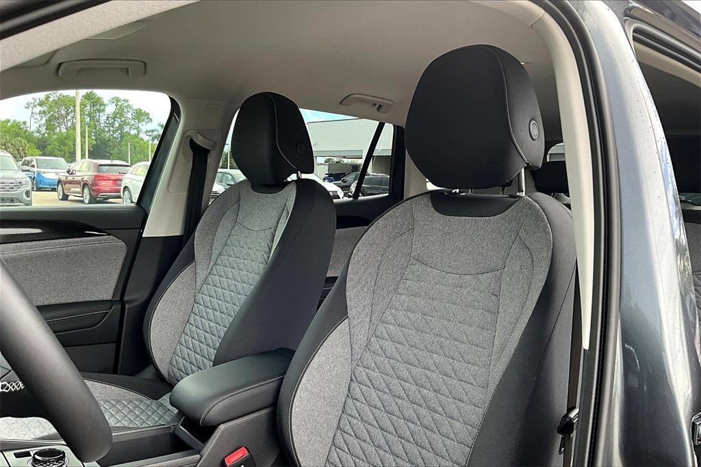 new 2025 Volkswagen Tiguan car, priced at $28,140