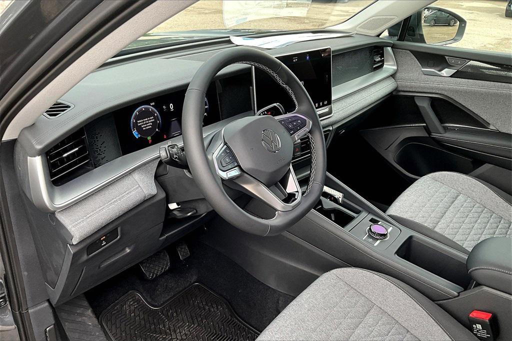 new 2025 Volkswagen Tiguan car, priced at $28,140