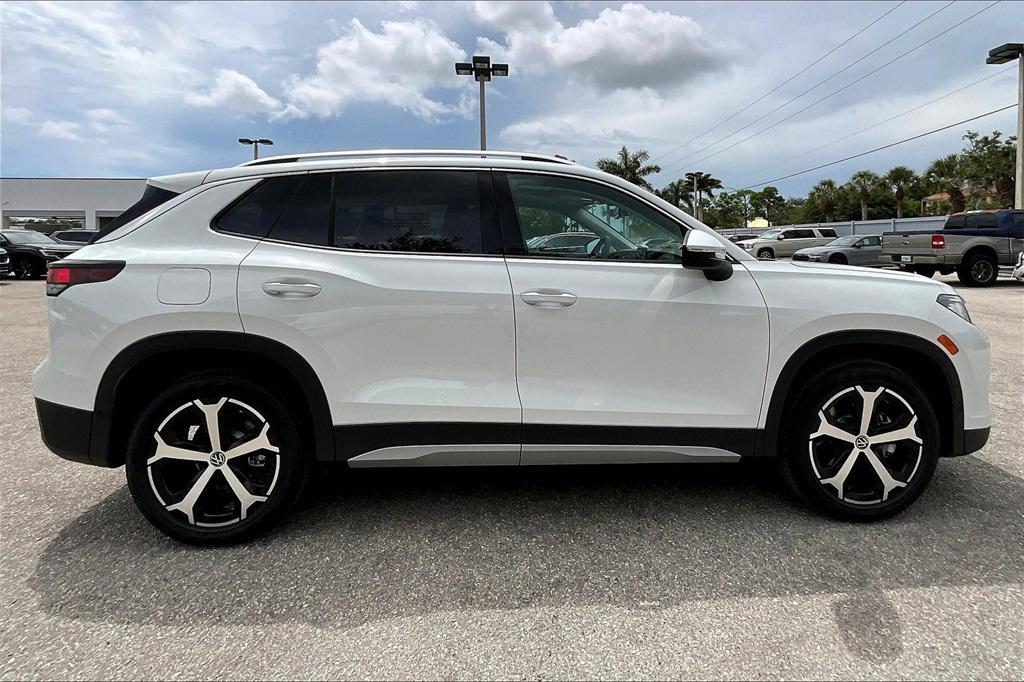 new 2025 Volkswagen Tiguan car, priced at $35,355