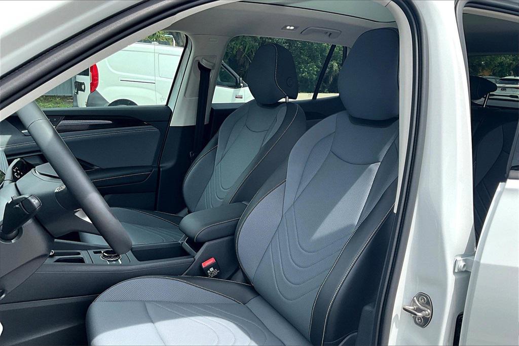 new 2025 Volkswagen Tiguan car, priced at $35,355
