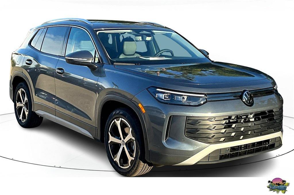 new 2025 Volkswagen Tiguan car, priced at $35,160
