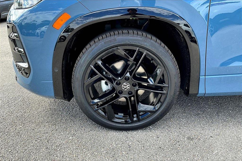 new 2026 Volkswagen Tiguan car, priced at $38,980