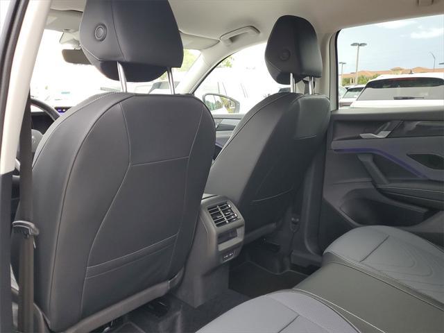 new 2025 Volkswagen Tiguan car, priced at $32,800