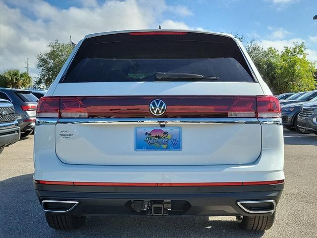 new 2025 Volkswagen Atlas car, priced at $42,081