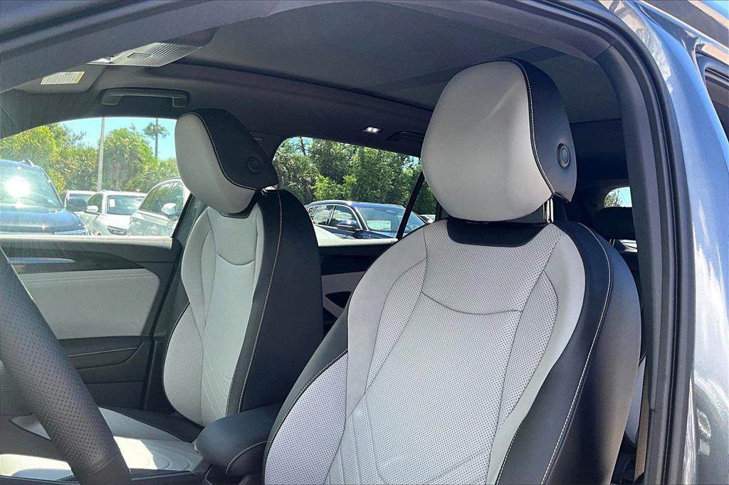 new 2025 Volkswagen Tiguan car, priced at $35,846