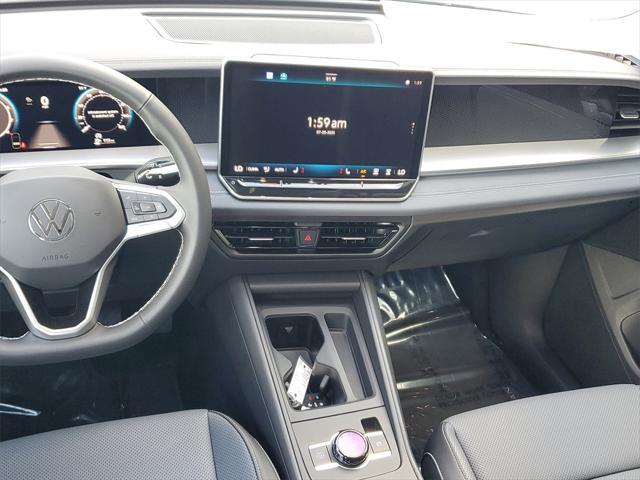 new 2025 Volkswagen Tiguan car, priced at $32,800