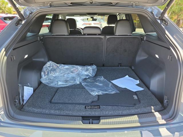new 2025 Volkswagen Atlas Cross Sport car, priced at $52,698