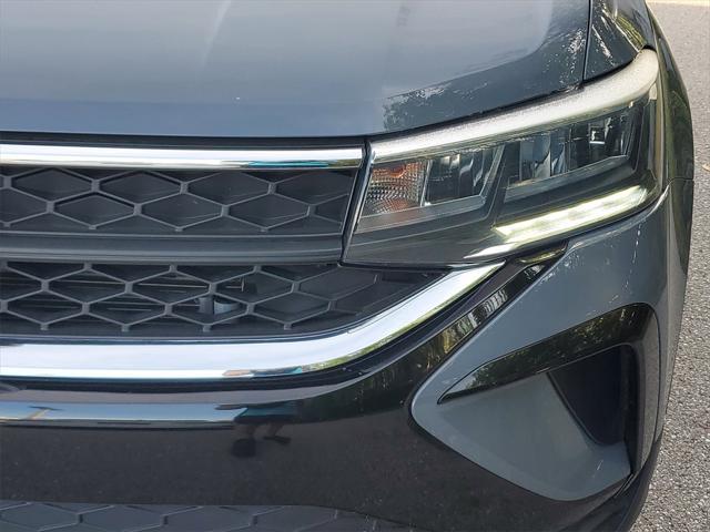 used 2022 Volkswagen Taos car, priced at $20,450