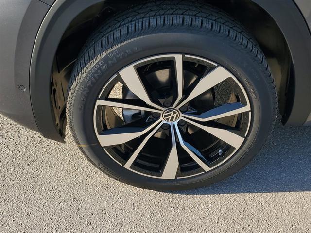 new 2025 Volkswagen Atlas Cross Sport car, priced at $51,684