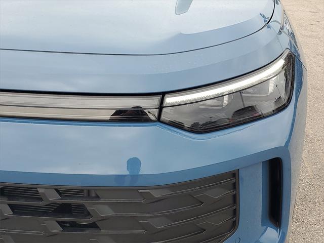 new 2025 Volkswagen Tiguan car, priced at $34,531