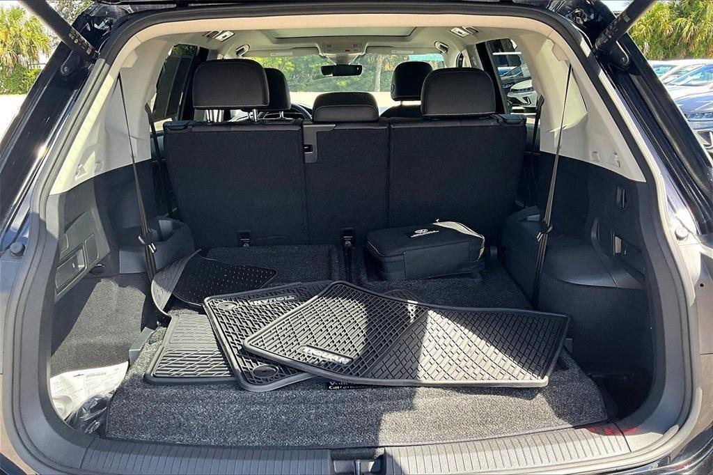 used 2022 Volkswagen Tiguan car, priced at $19,450