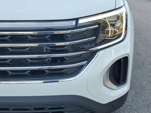 new 2025 Volkswagen Atlas car, priced at $45,561