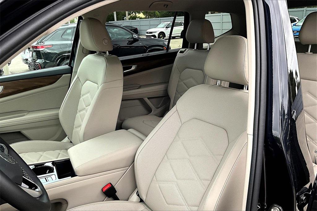 new 2026 Volkswagen Atlas car, priced at $47,076