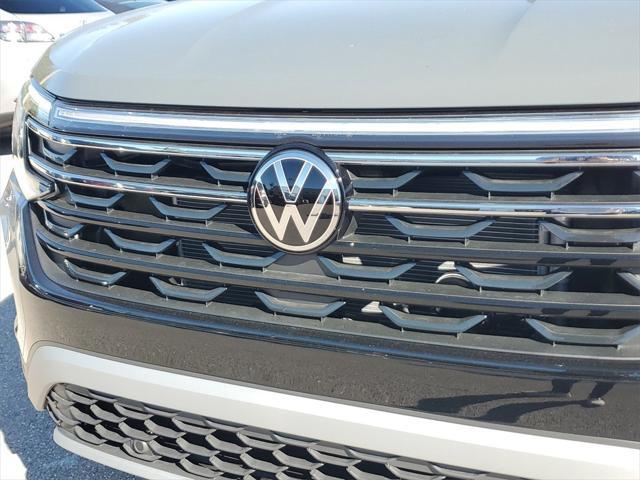 new 2025 Volkswagen Atlas car, priced at $46,098