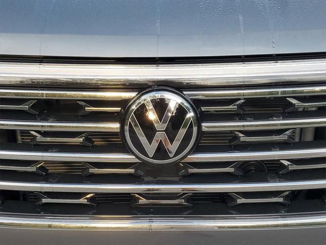 new 2024 Volkswagen Atlas car, priced at $47,777