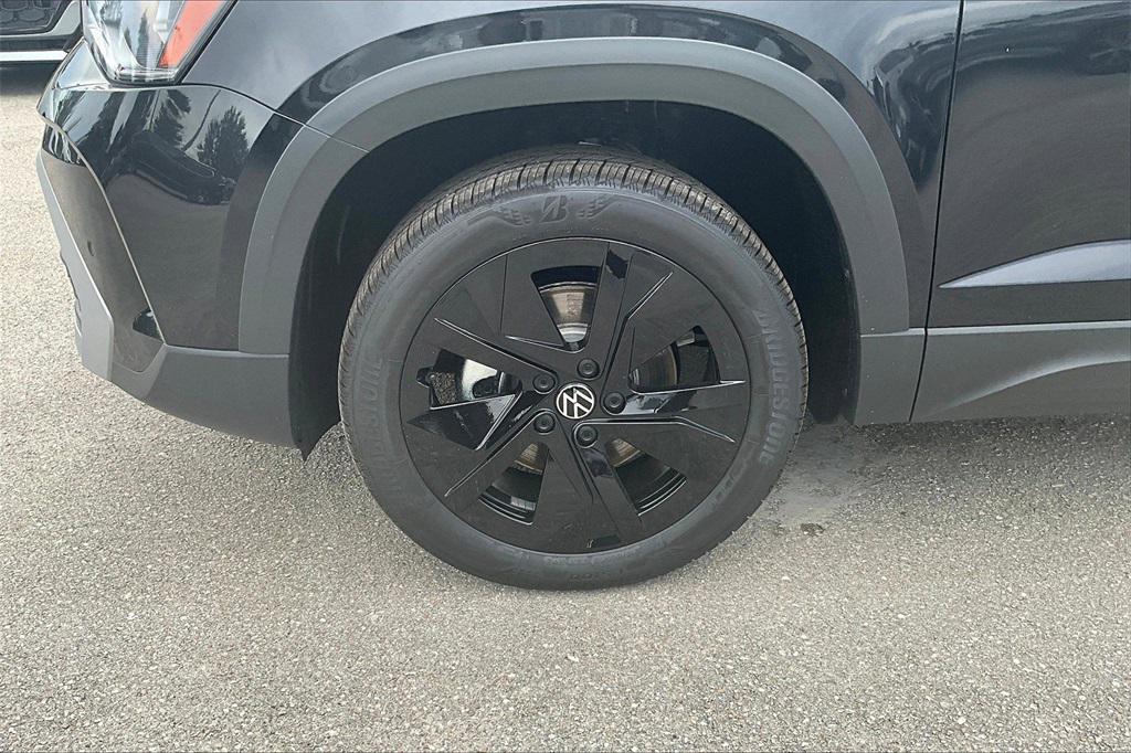 new 2025 Volkswagen Taos car, priced at $30,657