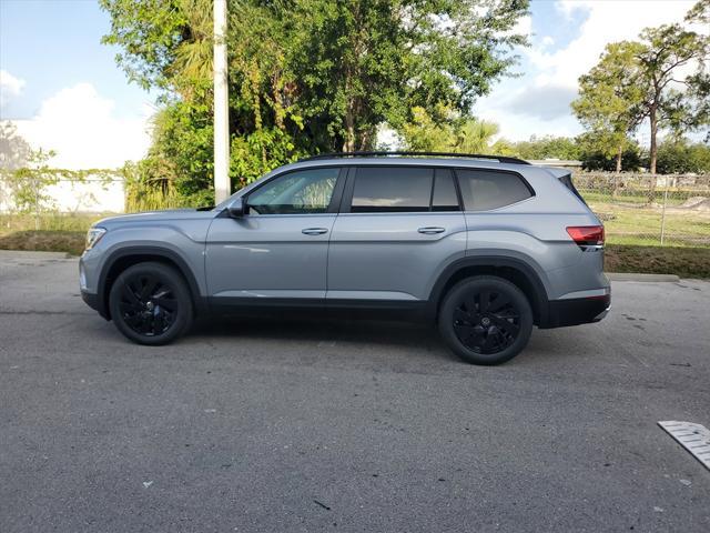 new 2025 Volkswagen Atlas car, priced at $44,512