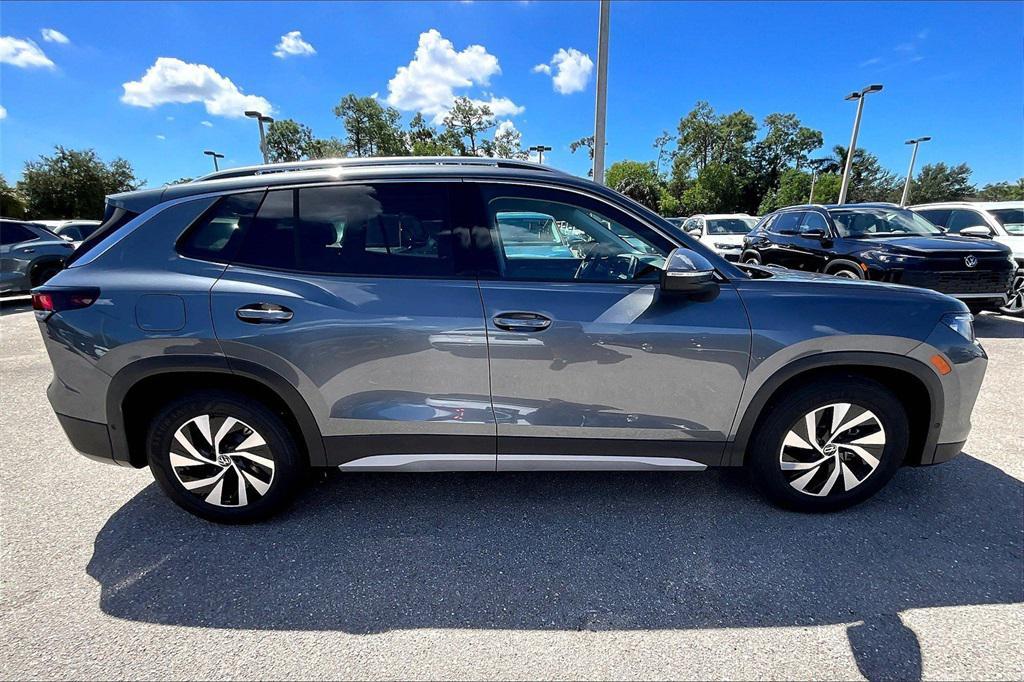 new 2025 Volkswagen Tiguan car, priced at $27,867