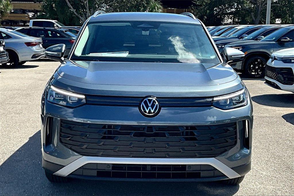 new 2025 Volkswagen Tiguan car, priced at $27,867