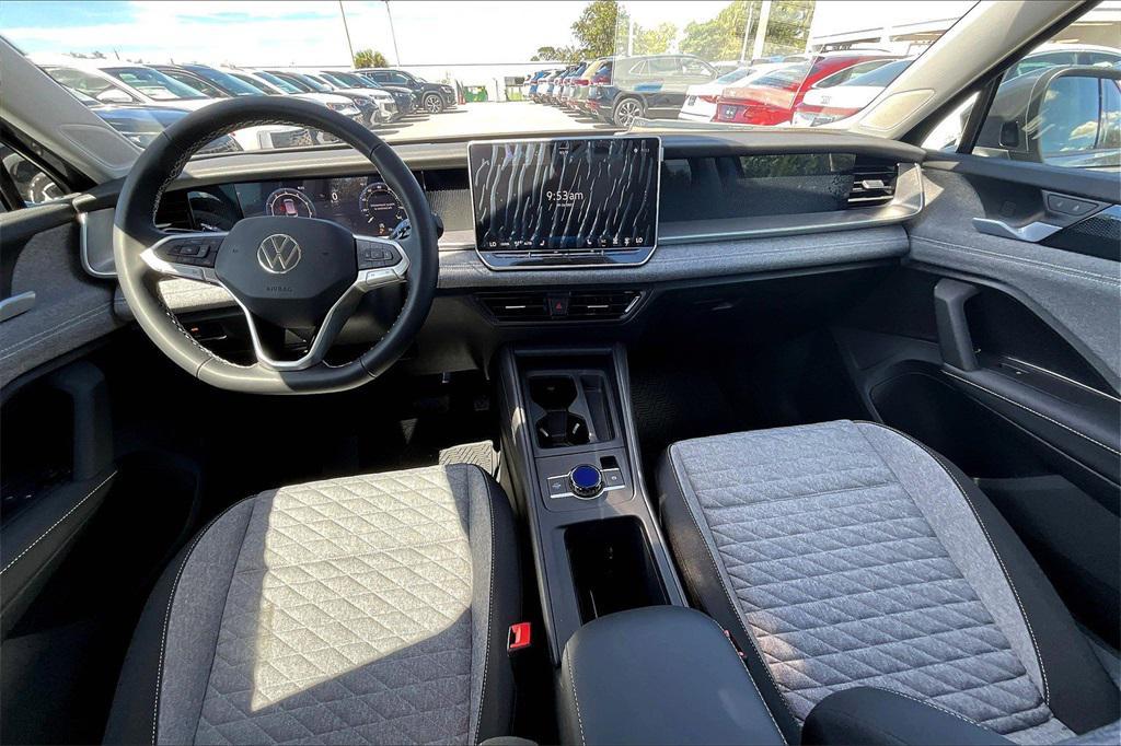 new 2025 Volkswagen Tiguan car, priced at $27,867