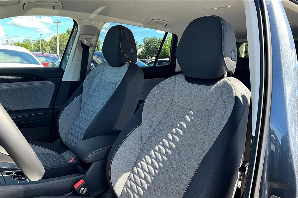 new 2025 Volkswagen Tiguan car, priced at $27,867