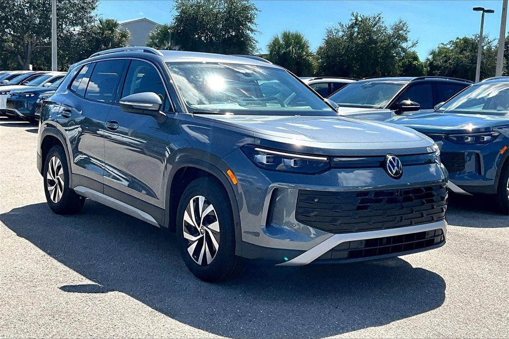 new 2025 Volkswagen Tiguan car, priced at $27,867