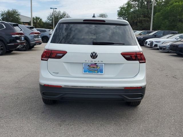 new 2024 Volkswagen Tiguan car, priced at $27,025