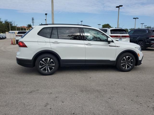 new 2024 Volkswagen Tiguan car, priced at $27,025