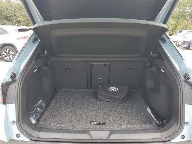 new 2025 Volkswagen ID.4 car, priced at $52,853