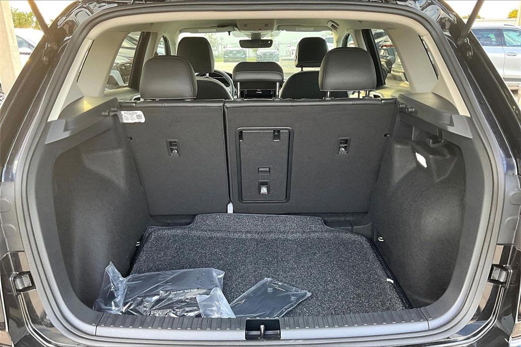 new 2025 Volkswagen Taos car, priced at $25,588