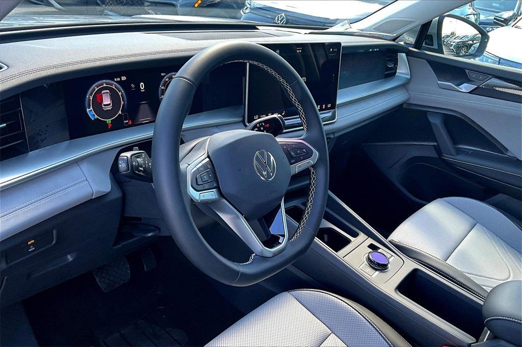 new 2025 Volkswagen Tiguan car, priced at $35,160