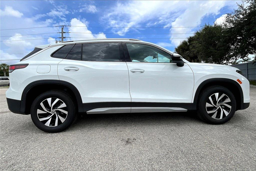 new 2025 Volkswagen Tiguan car, priced at $29,751