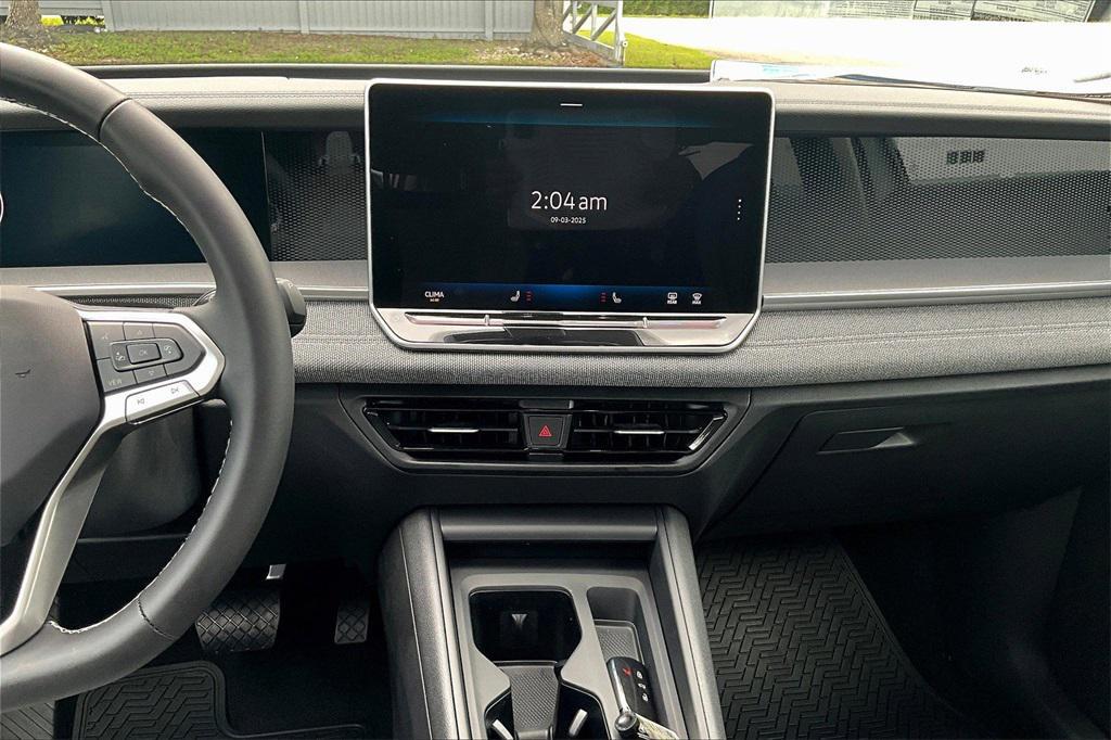 new 2025 Volkswagen Tiguan car, priced at $29,751