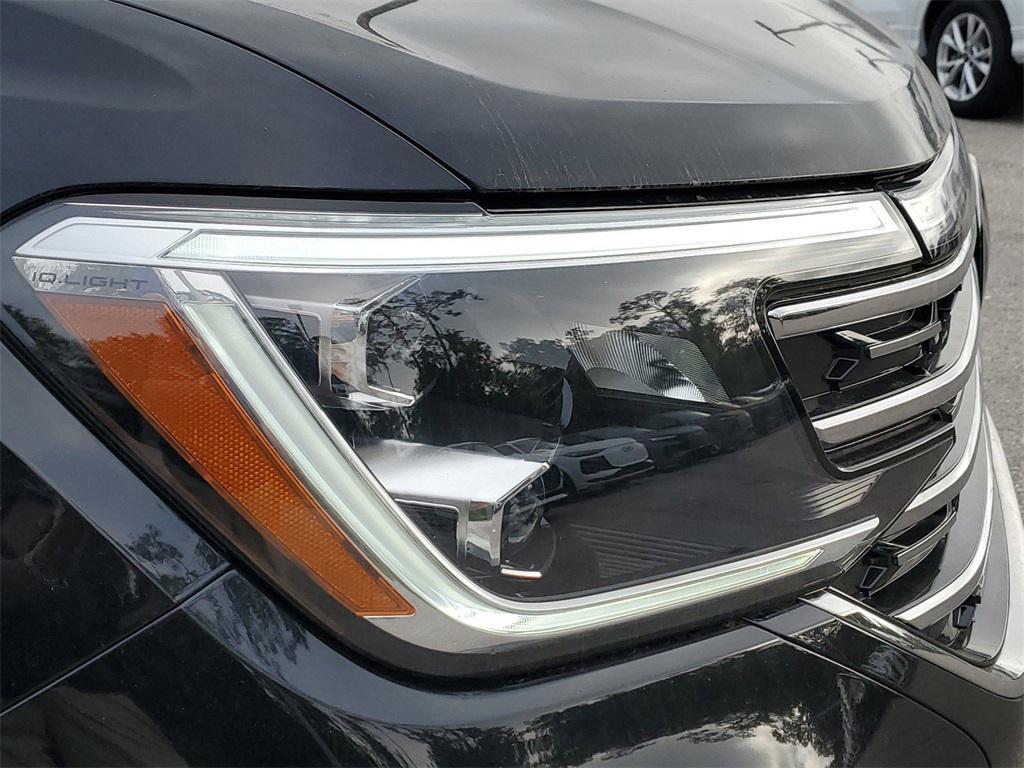 new 2025 Volkswagen Atlas car, priced at $43,173