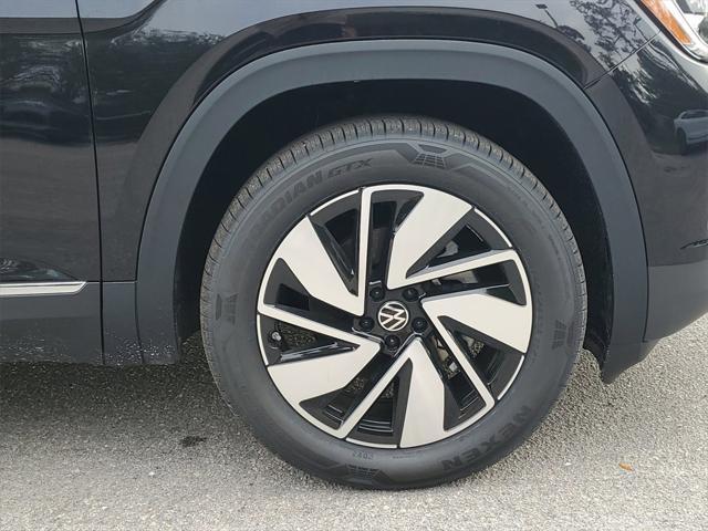 new 2025 Volkswagen Atlas car, priced at $46,483