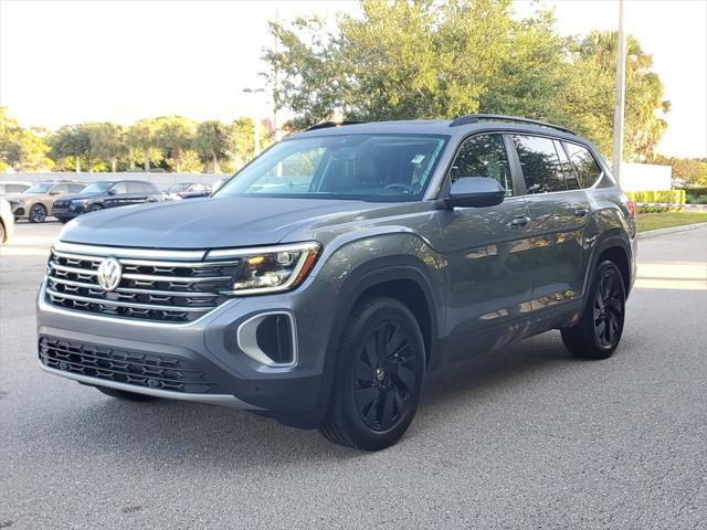 used 2025 Volkswagen Atlas car, priced at $38,250