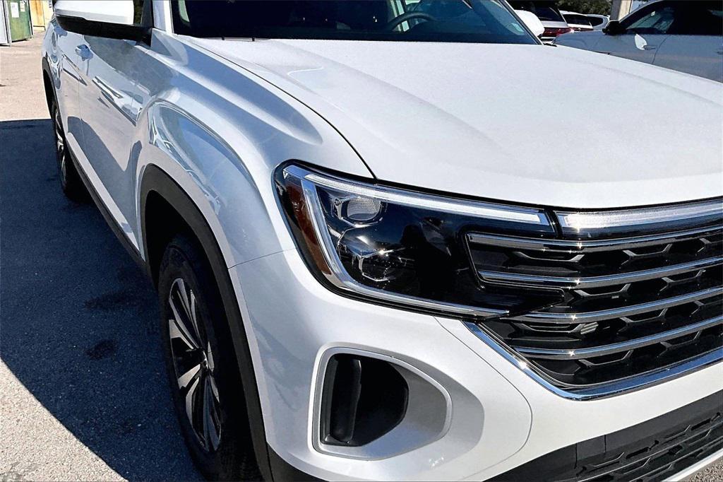 new 2026 Volkswagen Atlas car, priced at $37,798