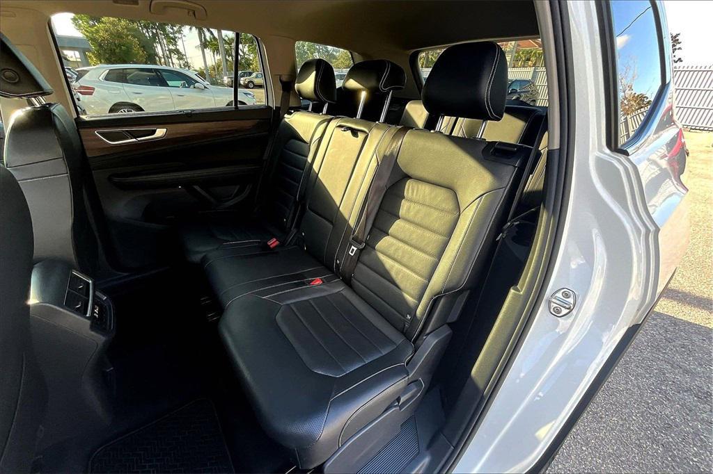 used 2024 Volkswagen Atlas car, priced at $34,250