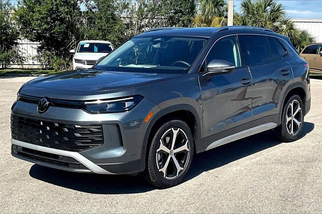 new 2025 Volkswagen Tiguan car, priced at $33,904