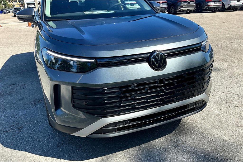 new 2025 Volkswagen Tiguan car, priced at $33,904